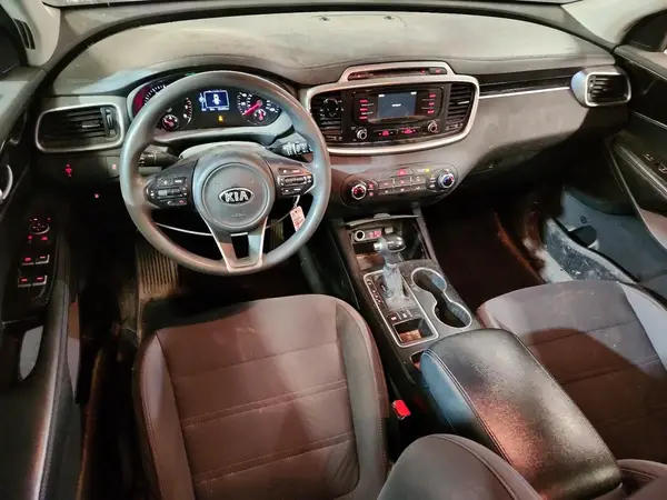 5XYPGDA53HG189986 2017 KIA SORENTO - Image 8