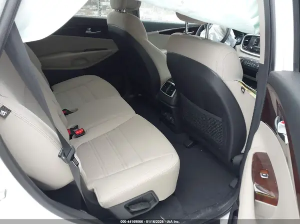 5XYPGDA53HG197246 2017 KIA SORENTO - Image 8