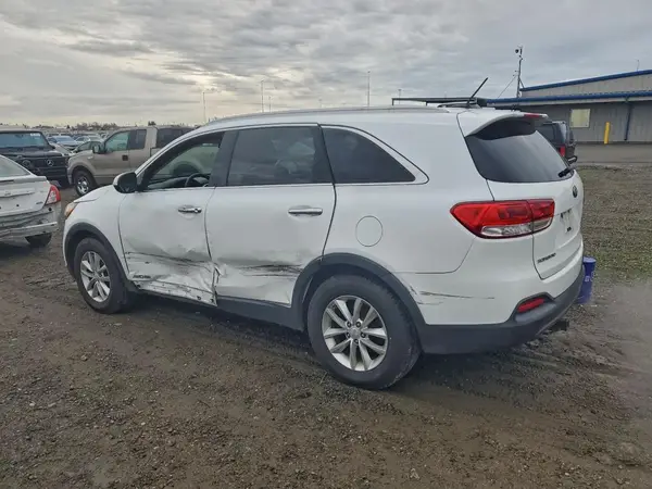 5XYPGDA53HG217480 2017 KIA SORENTO - Image 2