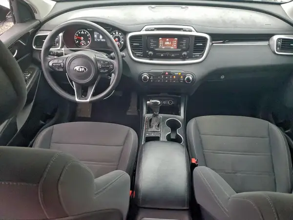 5XYPGDA53HG217480 2017 KIA SORENTO - Image 8
