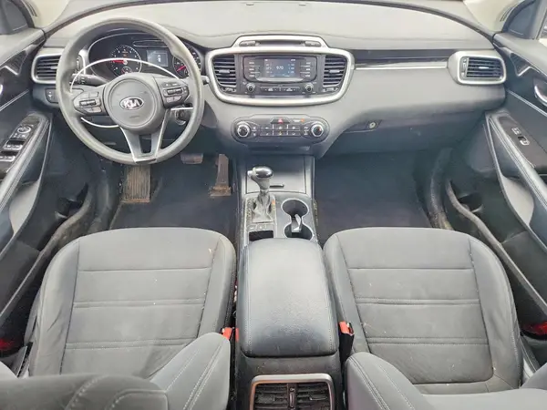 5XYPGDA53HG223215 2017 KIA SORENTO - Image 8