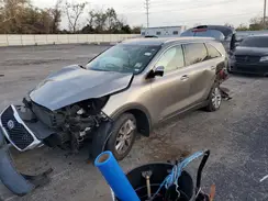 5XYPGDA53HG235185 2017 KIA SORENTO