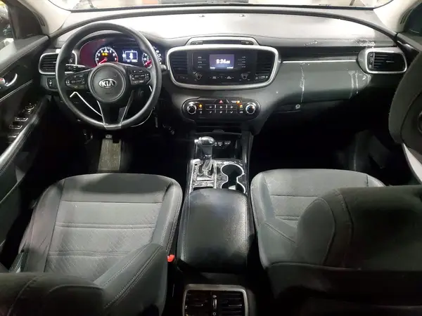 5XYPGDA53HG240032 2017 KIA SORENTO - Image 8