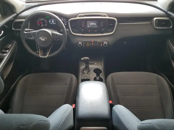 5XYPGDA53HG248017 2017 KIA SORENTO - Image 8