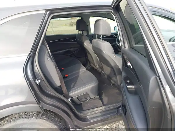 5XYPGDA53HG332595 2017 KIA SORENTO - Image 8
