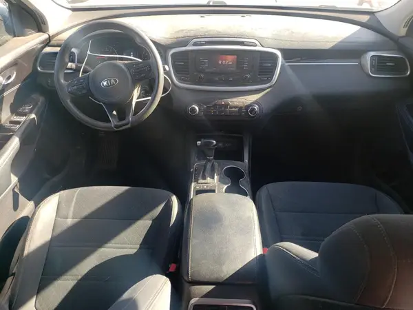 5XYPGDA53HG333049 2017 KIA SORENTO - Image 8