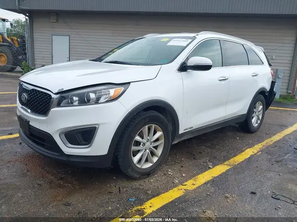 5XYPGDA53HG335710 2017 KIA SORENTO - Image 2
