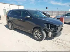 5XYPGDA53JG339004 2018 KIA SORENTO