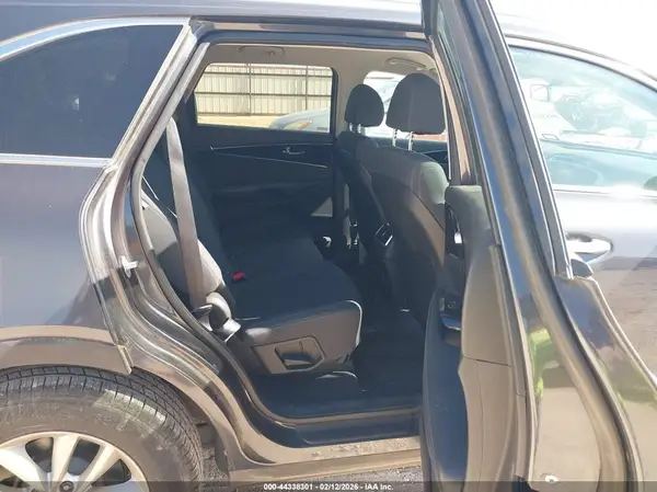 5XYPGDA53JG339004 2018 KIA SORENTO - Image 8