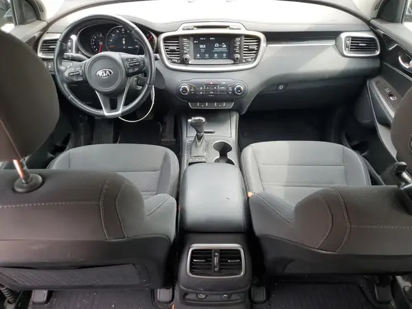 5XYPGDA53JG345434 2018 KIA SORENTO - Image 8