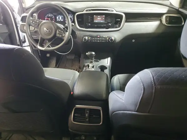 5XYPGDA53JG368101 2018 KIA SORENTO - Image 8
