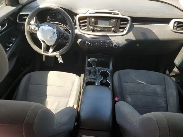 5XYPGDA53JG391992 2018 KIA SORENTO - Image 8