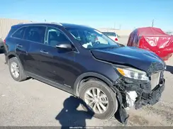 5XYPGDA53JG404319 2018 KIA SORENTO