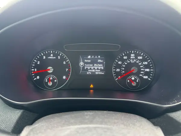 5XYPGDA53JG405308 2018 KIA SORENTO - Image 8
