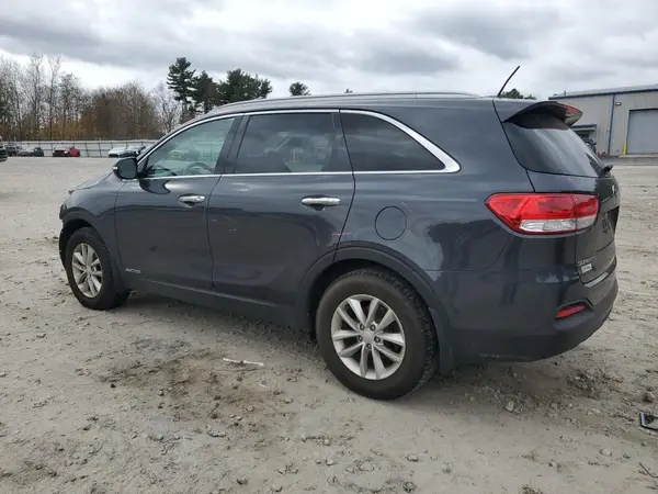 5XYPGDA53JG407835 2018 KIA SORENTO - Image 2