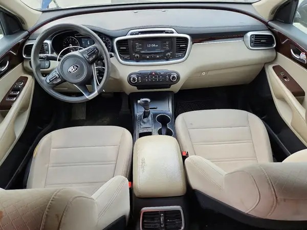 5XYPGDA53JG413697 2018 KIA SORENTO - Image 8