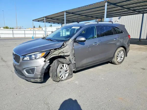 5XYPGDA53JG422867 2018 KIA SORENTO - Image 1