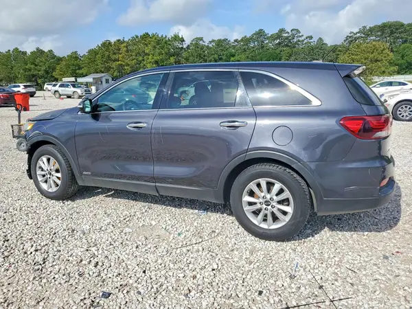 5XYPGDA53KG443817 2019 KIA SORENTO - Image 2