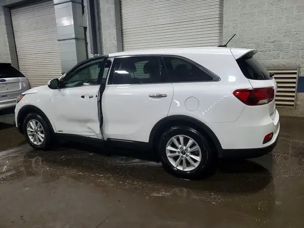 5XYPGDA53KG446765 2019 KIA SORENTO - Image 2