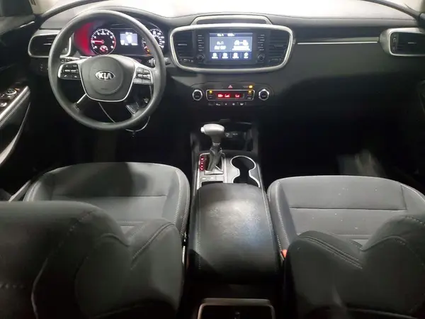 5XYPGDA53KG446765 2019 KIA SORENTO - Image 8