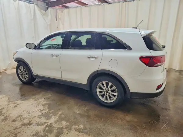 5XYPGDA53KG450041 2019 KIA SORENTO - Image 2