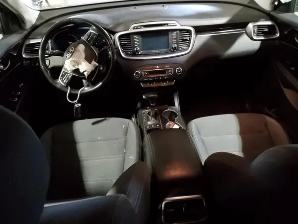 5XYPGDA53KG454686 2019 KIA SORENTO - Image 8