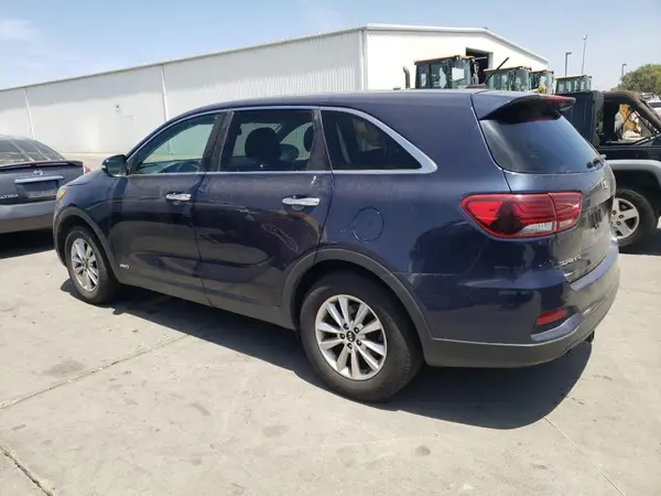 5XYPGDA53KG462903 2019 KIA SORENTO - Image 2