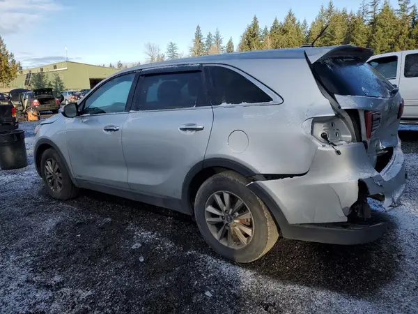 5XYPGDA53KG468233 2019 KIA SORENTO - Image 2