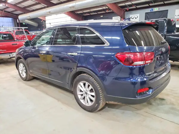 5XYPGDA53KG480513 2019 KIA SORENTO - Image 2