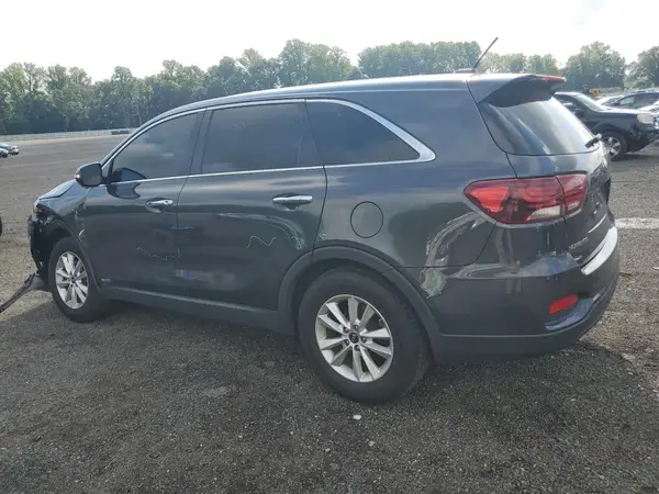5XYPGDA53KG481502 2019 KIA SORENTO - Image 2
