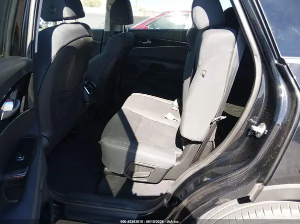 5XYPGDA53KG485162 2019 KIA SORENTO - Image 8