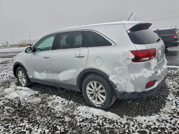 5XYPGDA53KG485369 2019 KIA SORENTO - Image 2