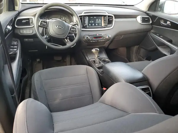 5XYPGDA53KG487722 2019 KIA SORENTO - Image 8