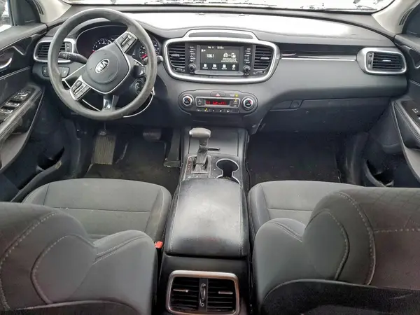 5XYPGDA53KG560975 2019 KIA SORENTO - Image 8