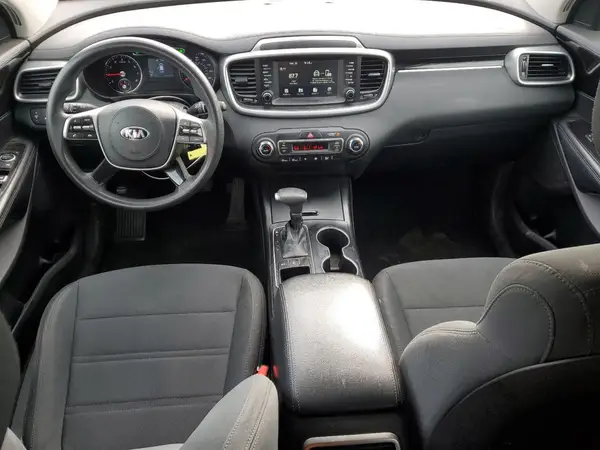 5XYPGDA53KG561074 2019 KIA SORENTO - Image 8