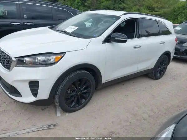 5XYPGDA53KG583933 2019 KIA SORENTO - Image 2