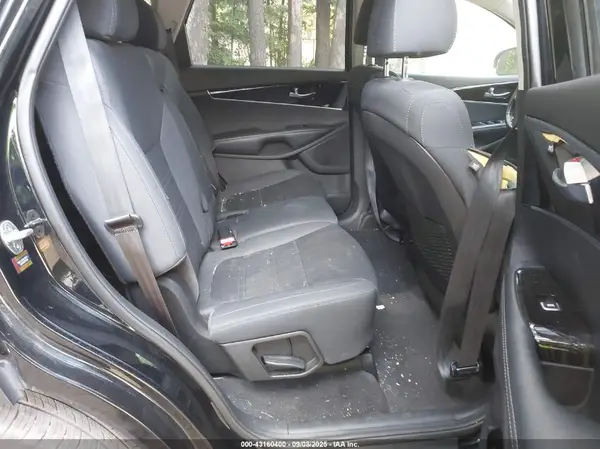 5XYPGDA53KG584497 2019 KIA SORENTO - Image 8