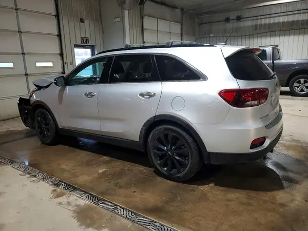 5XYPGDA53KG584600 2019 KIA SORENTO - Image 2