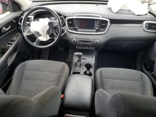 5XYPGDA53KG592907 2019 KIA SORENTO - Image 8