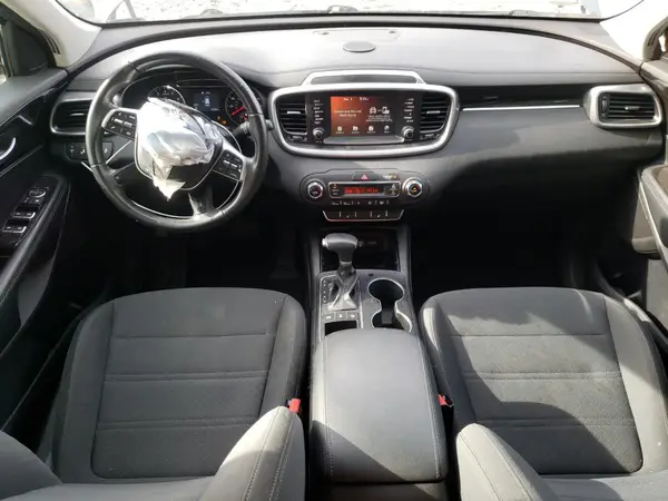 5XYPGDA53KG609432 2019 KIA SORENTO - Image 8