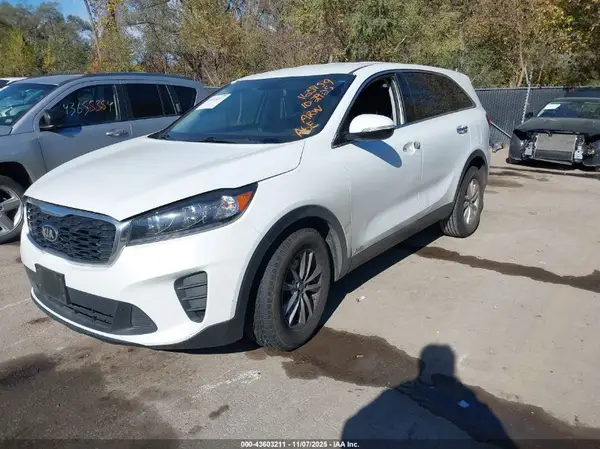 5XYPGDA53LG613126 2020 KIA SORENTO - Image 2