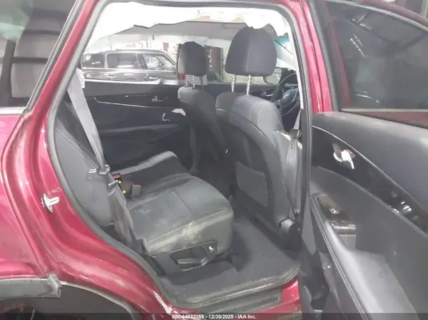 5XYPGDA53LG697013 2020 KIA SORENTO - Image 8