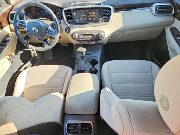 5XYPGDA53LG697559 2020 KIA SORENTO - Image 8