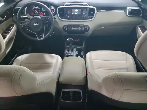 5XYPGDA54GG034510 2016 KIA SORENTO - Image 8