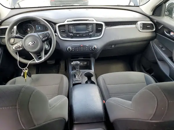 5XYPGDA54GG039173 2016 KIA SORENTO - Image 8