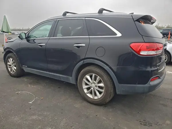 5XYPGDA54GG070763 2016 KIA SORENTO - Image 2
