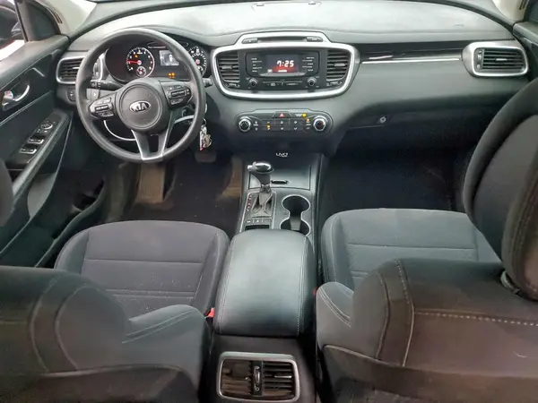 5XYPGDA54GG070763 2016 KIA SORENTO - Image 8