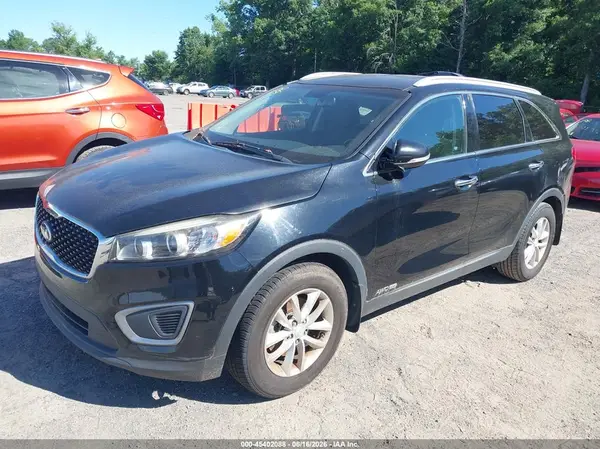 5XYPGDA54GG090009 2016 KIA SORENTO - Image 2