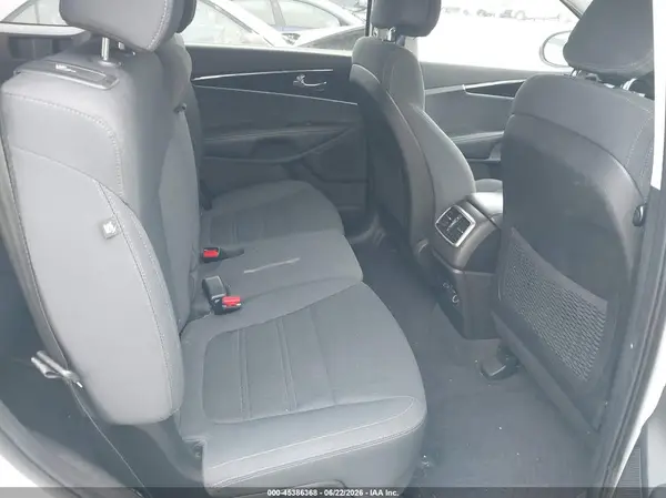 5XYPGDA54GG092665 2016 KIA SORENTO - Image 8