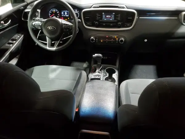 5XYPGDA54GG100196 2016 KIA SORENTO - Image 8